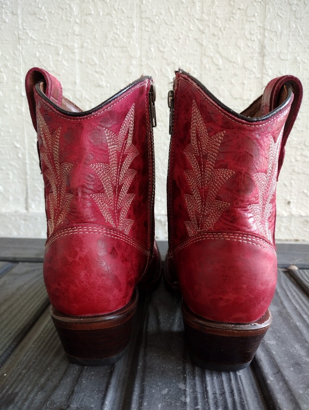 Corral Boots Circle G L5704 - WOMEN’S EMBROIDERY AND ZIPPER RED SNIP TOE ANKLE - Picture 11 of 15